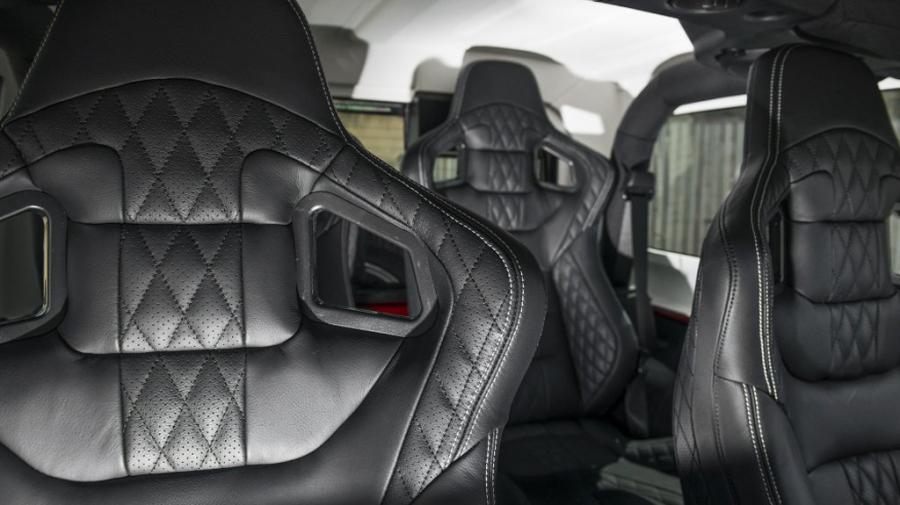 Детали интерьера Jeep Wrangler Sahara CJ400 by Project Kahn 2015 года  (фото 20 из 21)